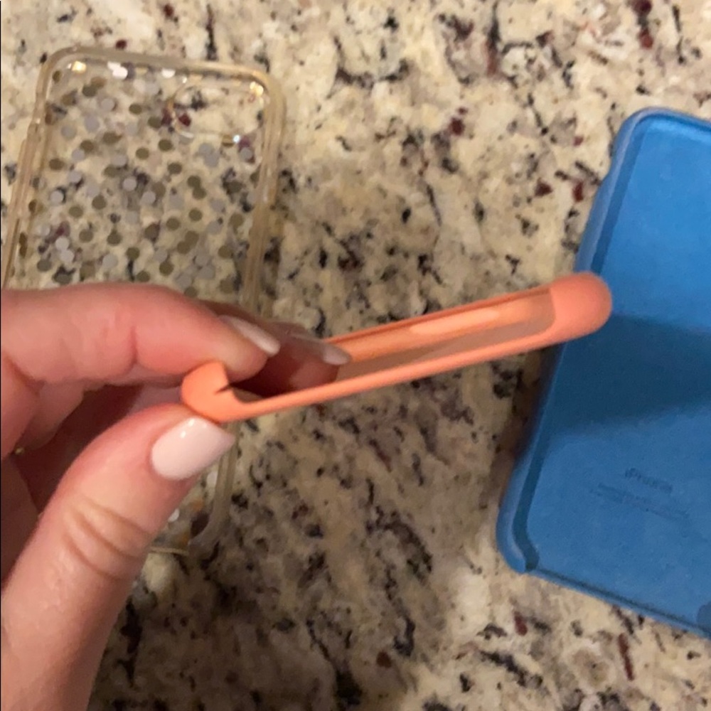 iPhone 7 cases - Picture 4 of 5